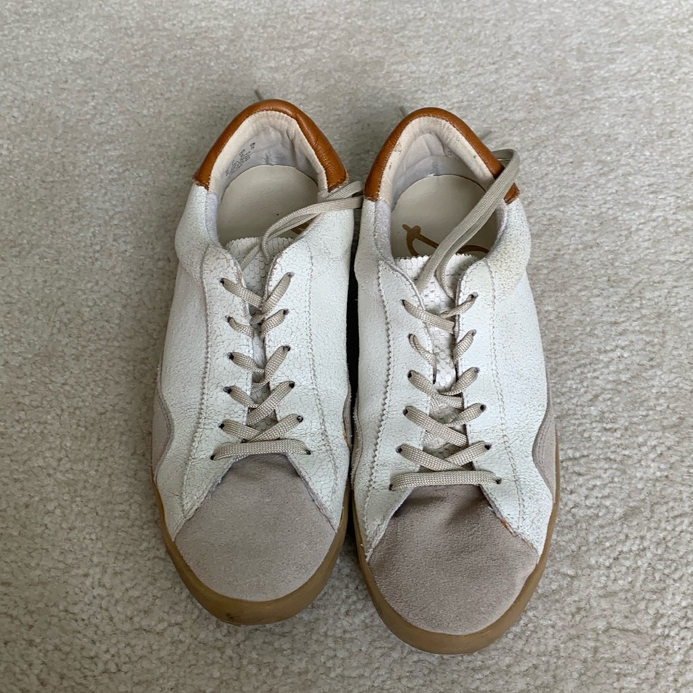 Sam Edelman Prima White Sneakers with suede and cognac accents Size 8